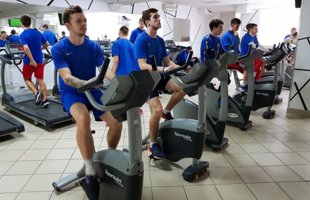 Футболисты ростовского СКА возобновили тренировки